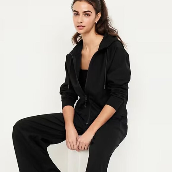 Old Navy High-Waisted Dynamic Fleece Jogger Sweatpants AND Dynamic Fleece Zip - Picture 4 of 10